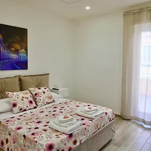 11 Appartamento Napoli